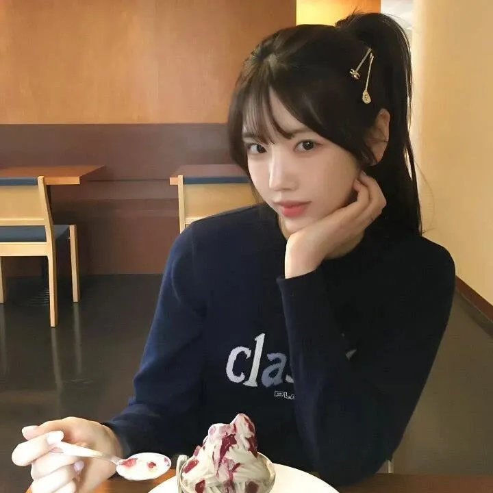 洞里的月亮